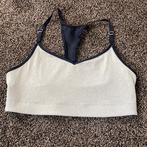 Never worn Victoria’s Secret sports bra